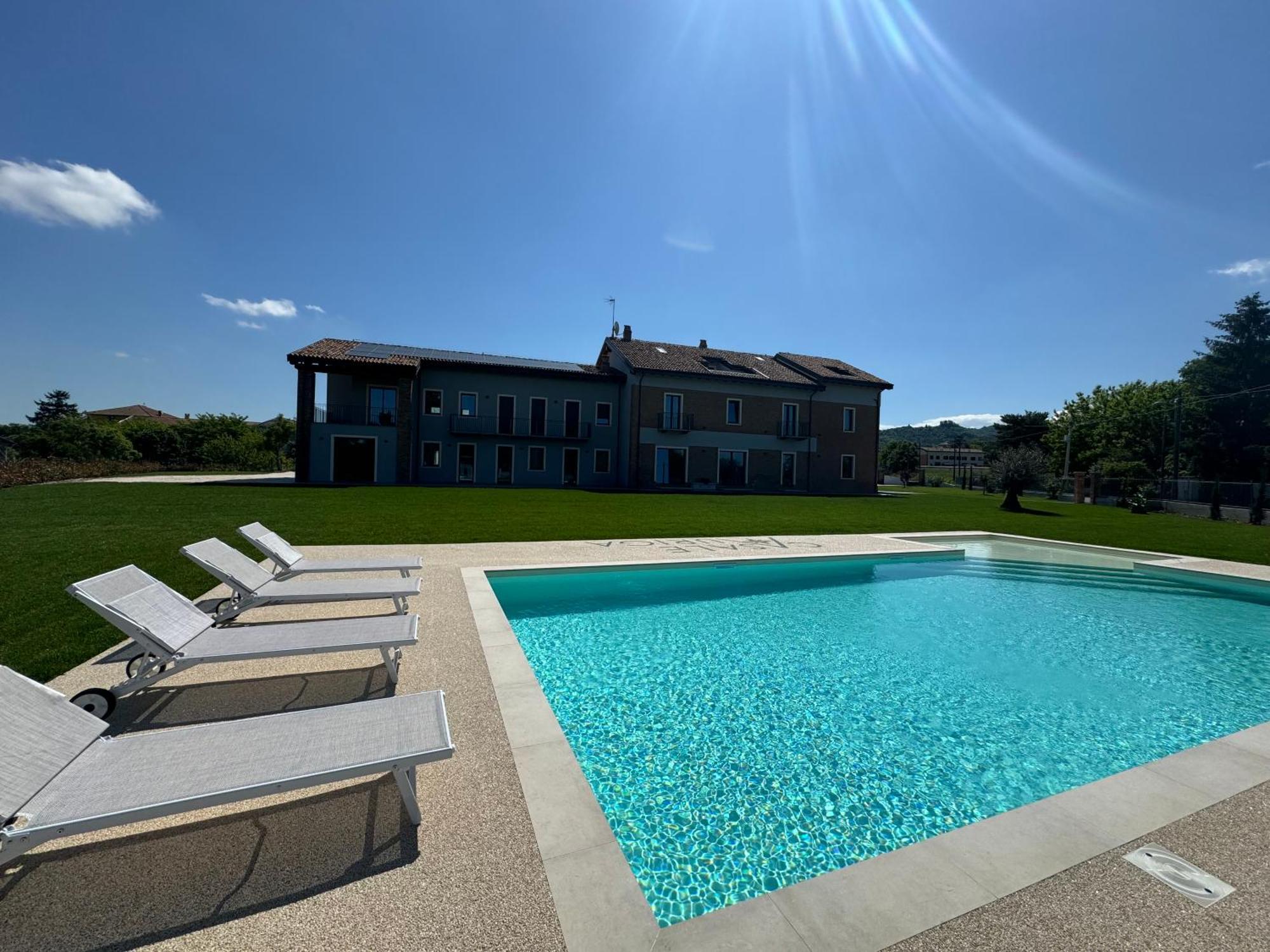 Casale Auriga - Oltrepo' Pavese Bed & Breakfast Codevilla Екстериор снимка