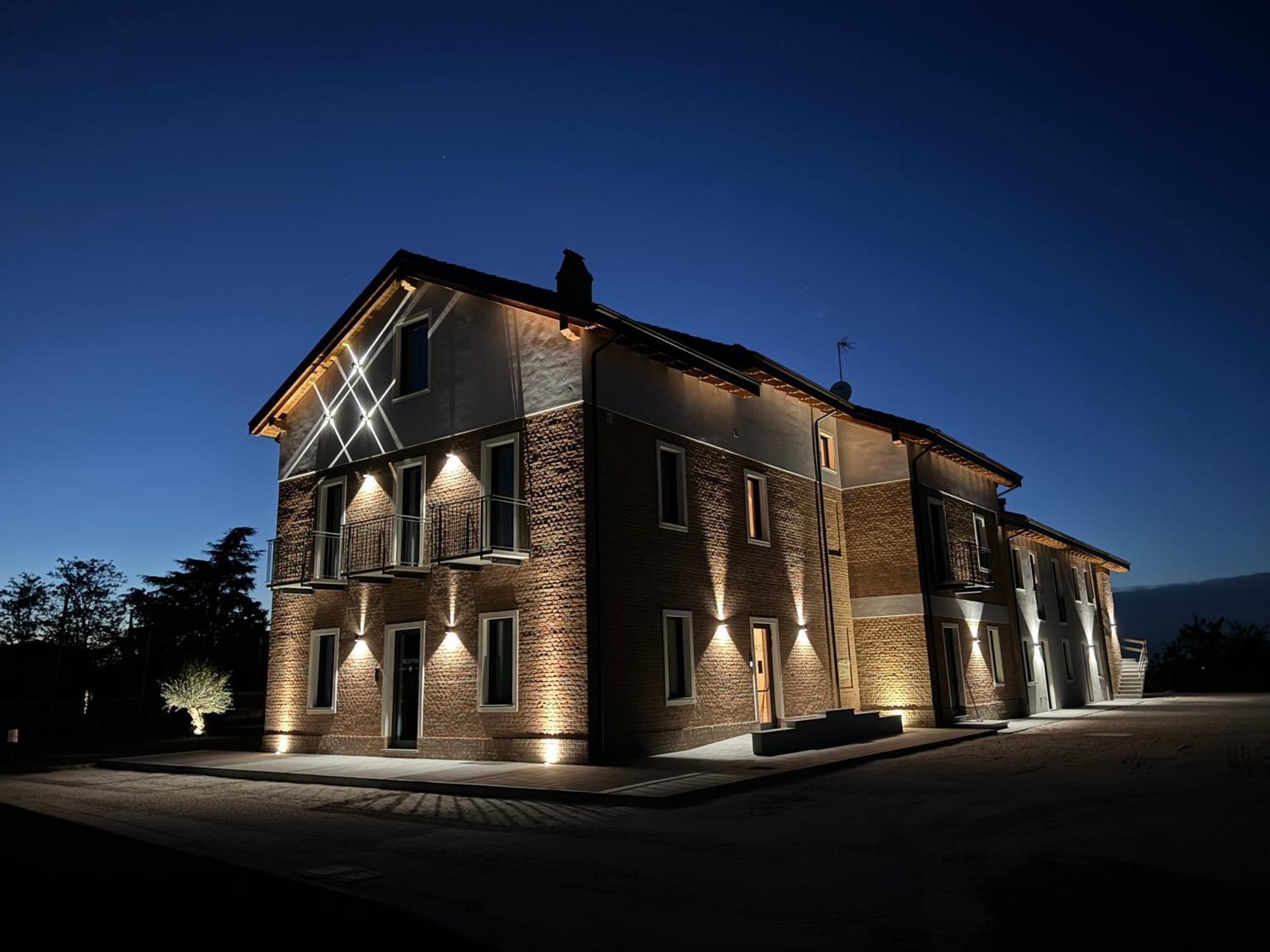 Casale Auriga - Oltrepo' Pavese Bed & Breakfast Codevilla Екстериор снимка
